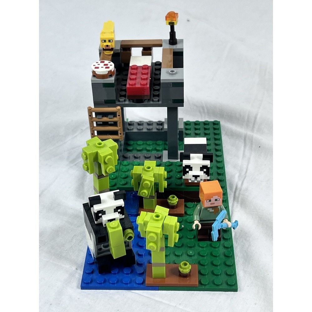 21158 LEGO Complete Minecraft: The Panda Nursery With Manual No Box